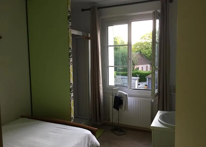 ホテル Du Cygne LʼAigle